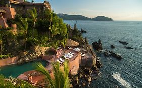 La Casa Que Canta (Adults Only)